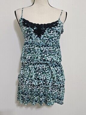 y2k MUDD size Large Tiered Ruffle Boho Cami Crochet Tank Adjustable Strap Green